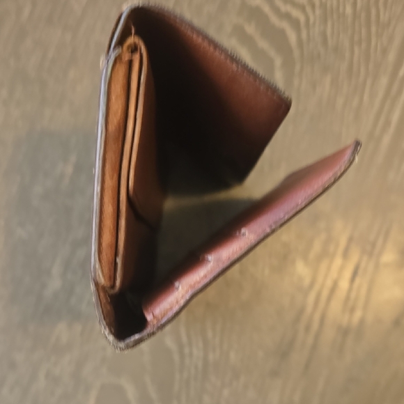 Louis Vuitton Monogram Canvas Wallet in Brown and Gold - Picture 5 of 11